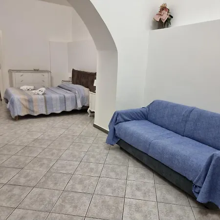 Mandralisca Holidays Apartman *