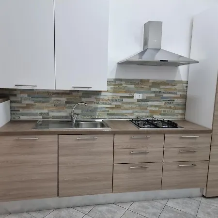 Mandralisca Holidays Apartment *