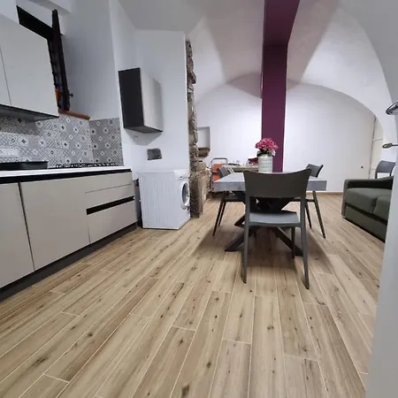 Apartment Mandralisca Holidays